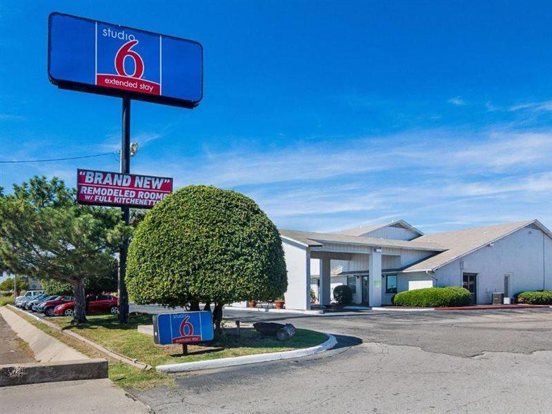 Studio Inn Extended Stay Oklahoma City Airport By Oyo Exterior photo
