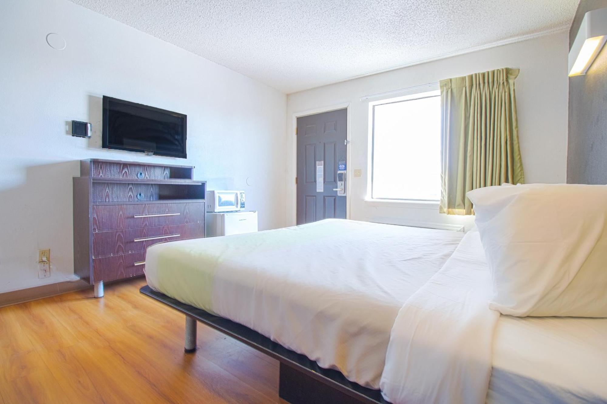 Studio Inn Extended Stay Oklahoma City Airport By Oyo Exterior photo